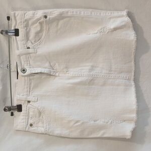 James Jeans | Daisy Distressed White Denim Jean Skirt Mini | 26